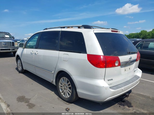 Toyota Sienna Limited