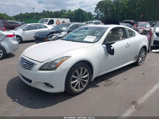 INFINITI G37x