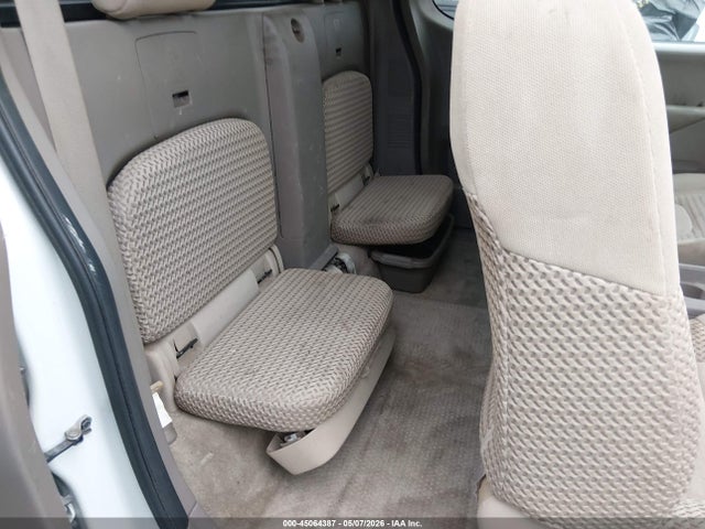Nissan Frontier Sv-i4