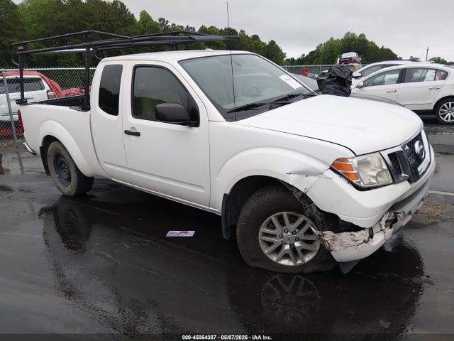 Salvage Nissan Frontier Image