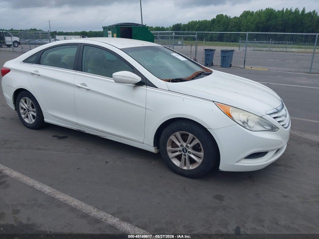 Salvage Hyundai SONATA Image