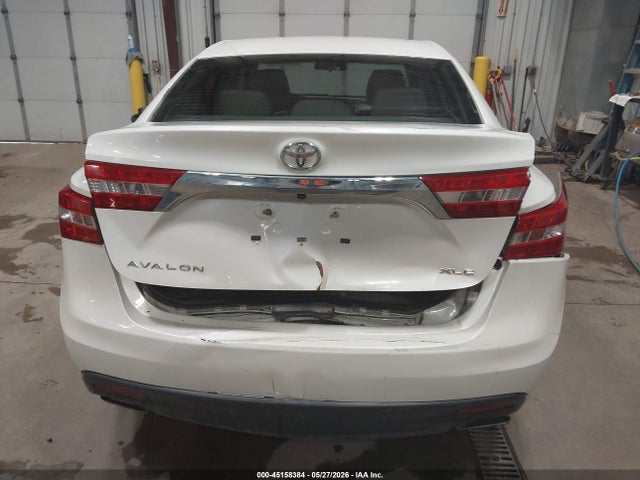Toyota Avalon Xle