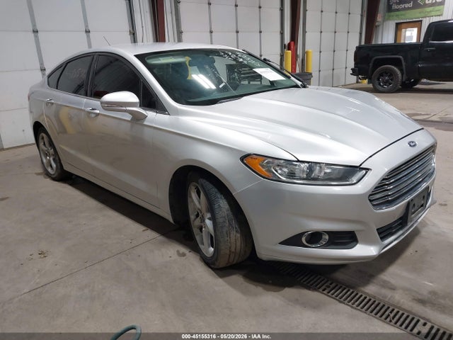Salvage Ford Fusion Image