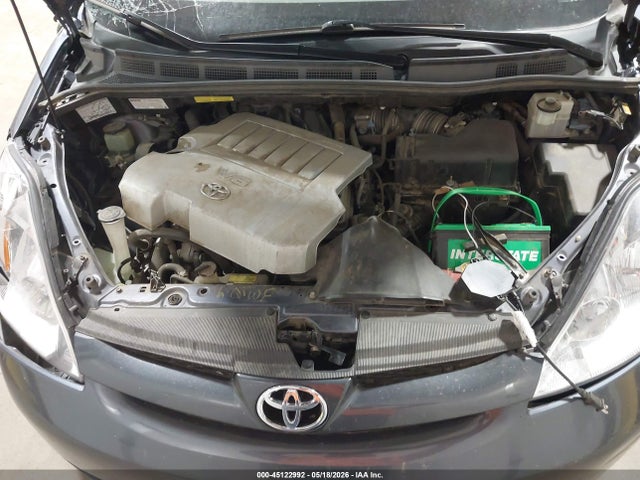 Toyota Sienna Xle