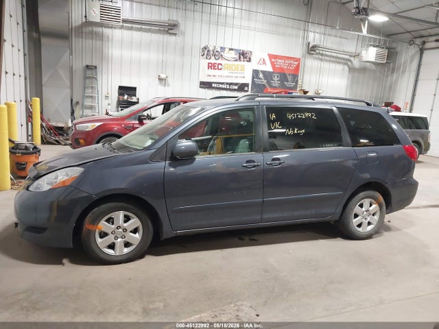 Toyota Sienna Xle