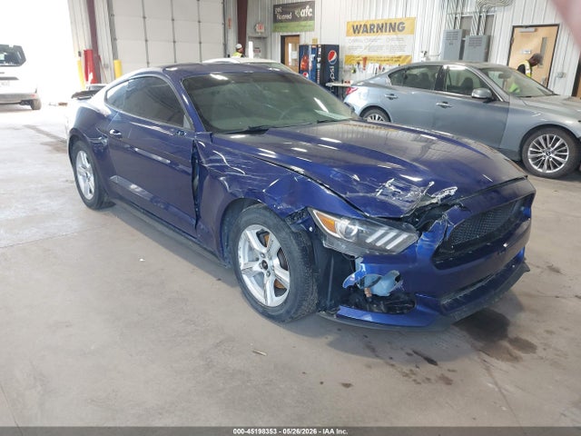 Salvage Ford Mustang Image