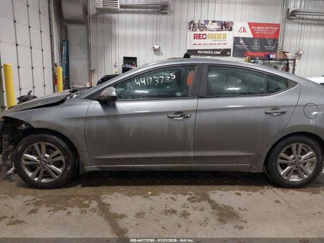 Hyundai ELANTRA Sel