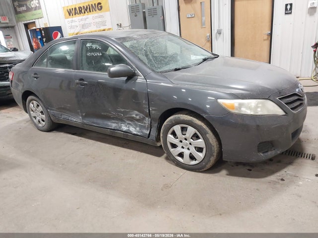 Salvage Toyota Camry Image