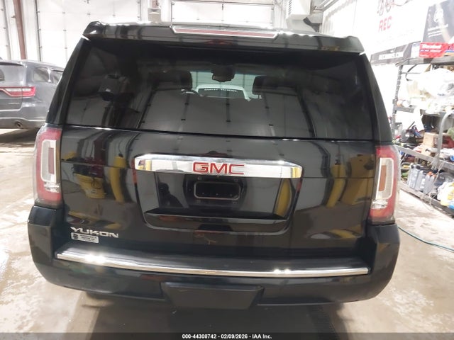 GMC Yukon Denali