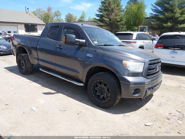 Salvage Toyota Tundra Image