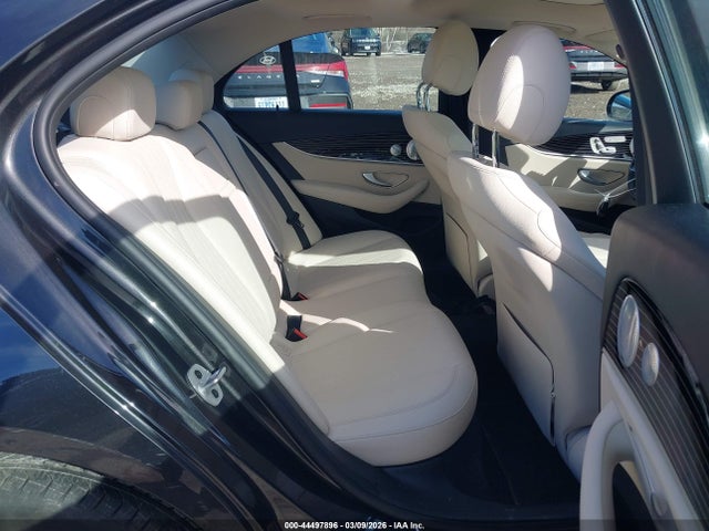 Mercedes-Benz E-Class 4matic
