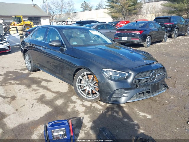 Salvage Mercedes-Benz E-Class Image