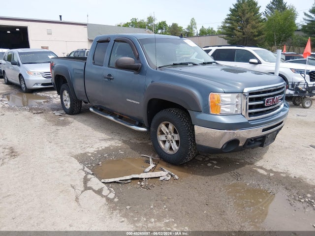 Salvage GMC Sierra 1500 Image