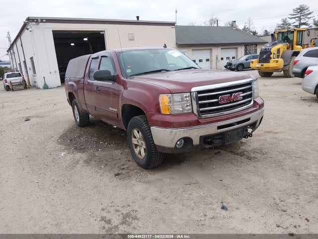 Salvage GMC Sierra 1500 Image