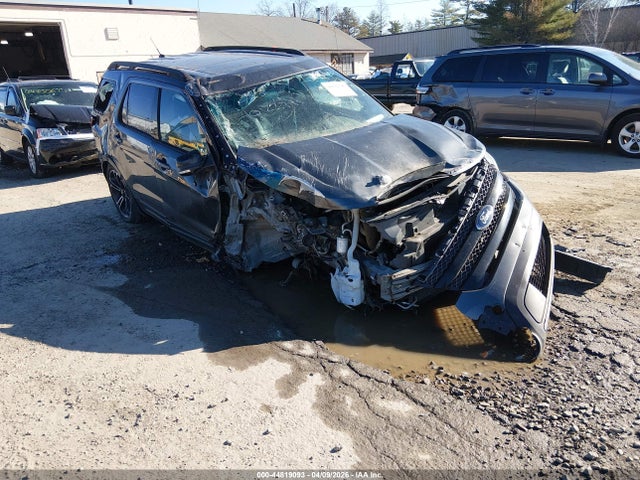 Salvage Ford Explorer Image