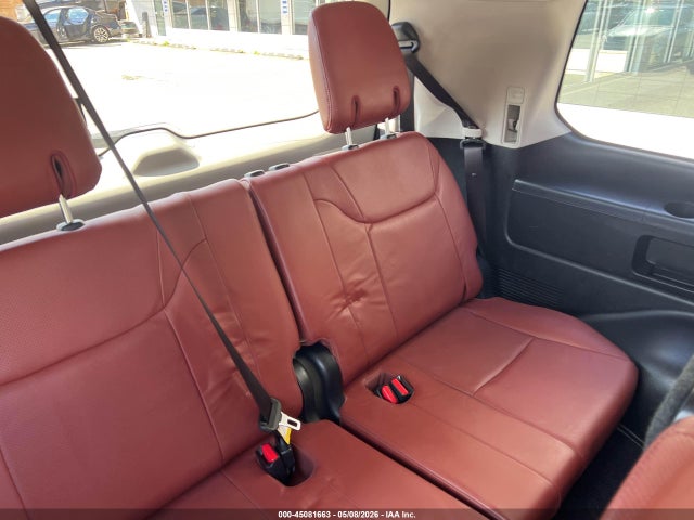 Lexus LX 570
