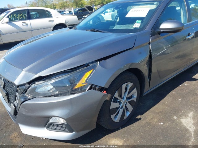 Nissan Altima S Fwd