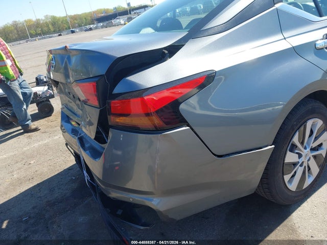 Nissan Altima S Fwd