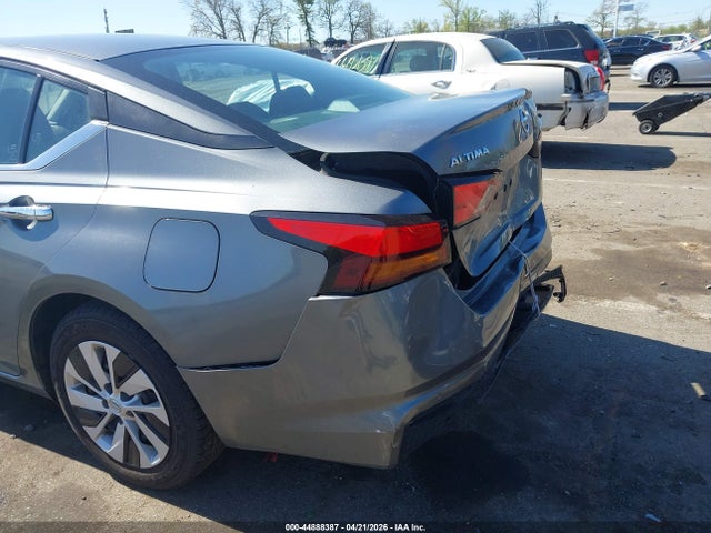 Nissan Altima S Fwd