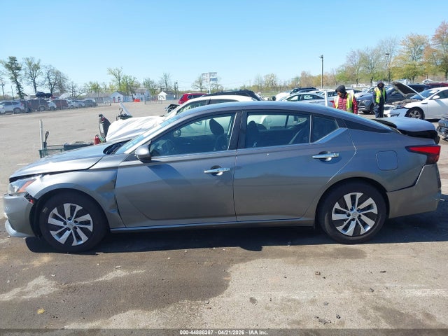 Nissan Altima S Fwd