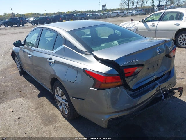 Nissan Altima S Fwd