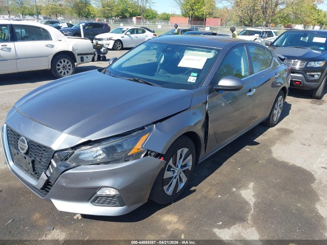 Nissan Altima S Fwd