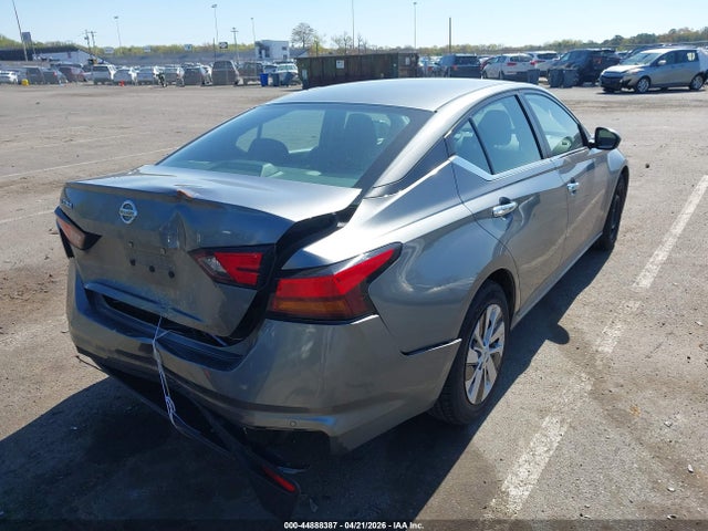 Nissan Altima S Fwd