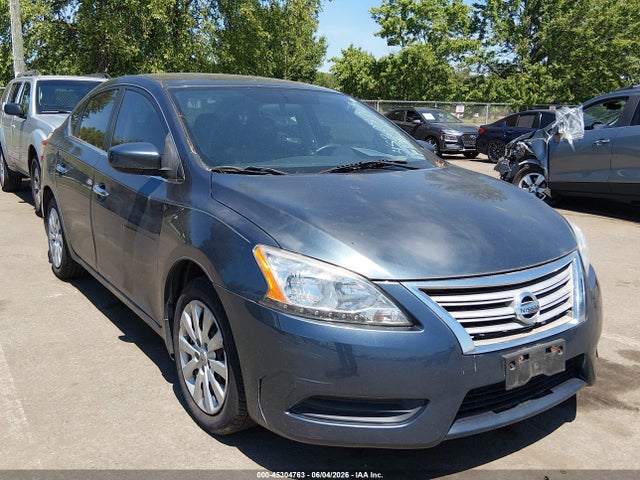 Salvage Nissan Sentra Image