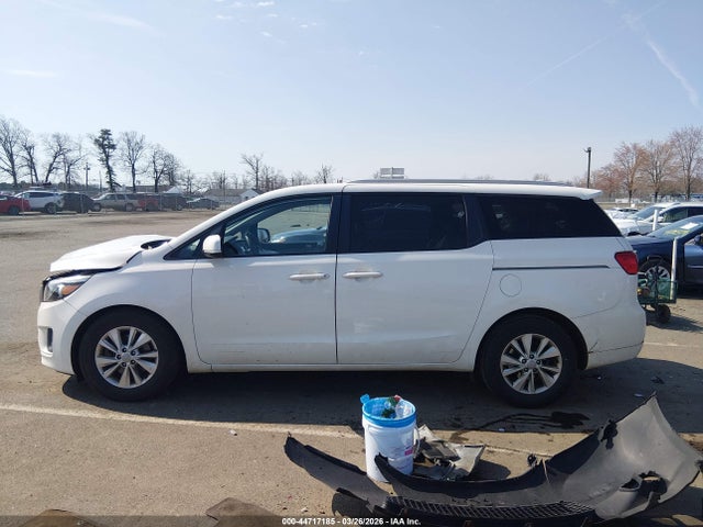 Kia Sedona Lx