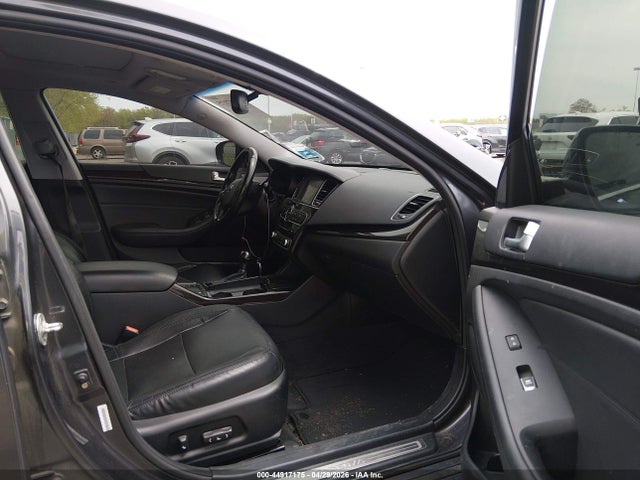 Kia Cadenza Premium