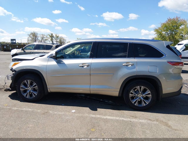 Toyota Highlander Xle V6