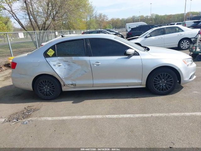 Volkswagen Jetta 1.8t Se