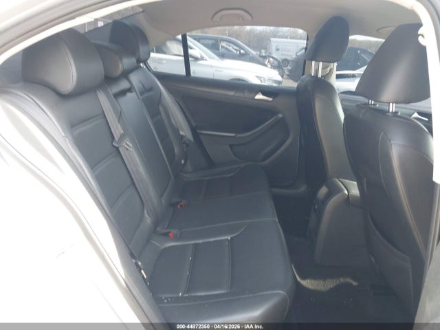 Volkswagen Jetta 1.8t Se