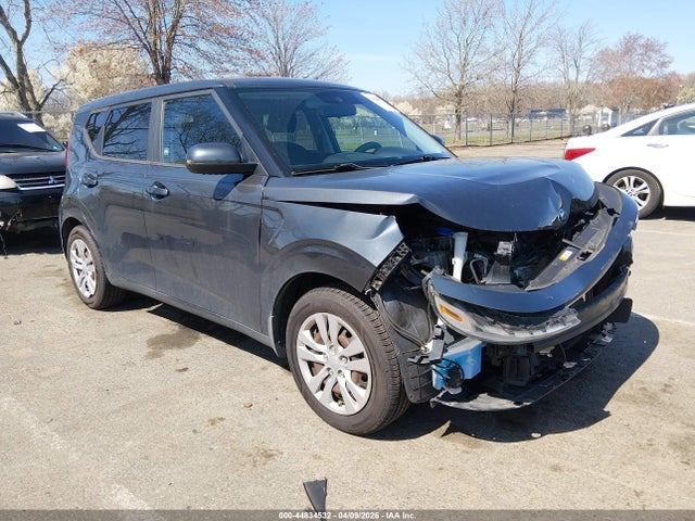 Salvage Kia Soul Image