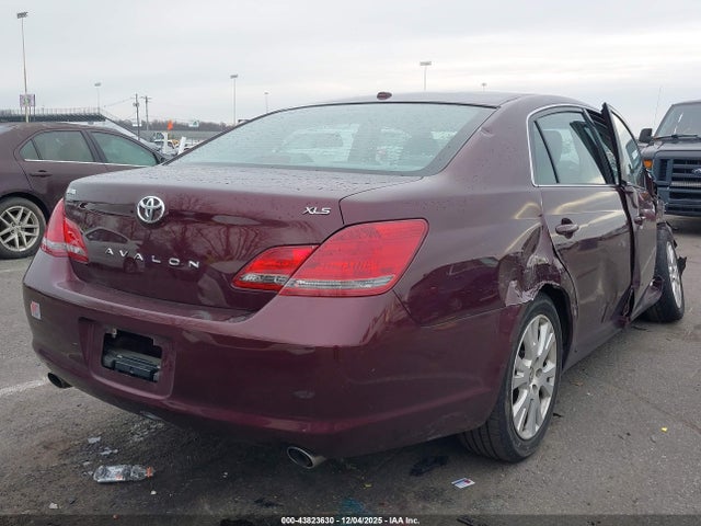 Toyota Avalon Xls