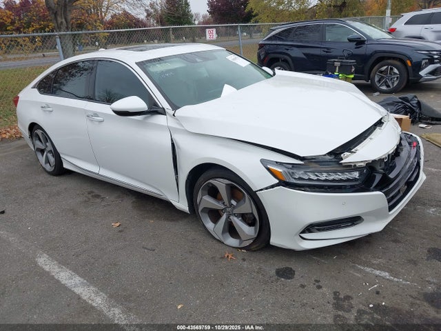 Salvage Honda Accord Image