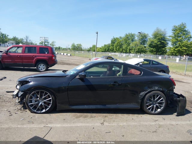 INFINITI Q60 Journey