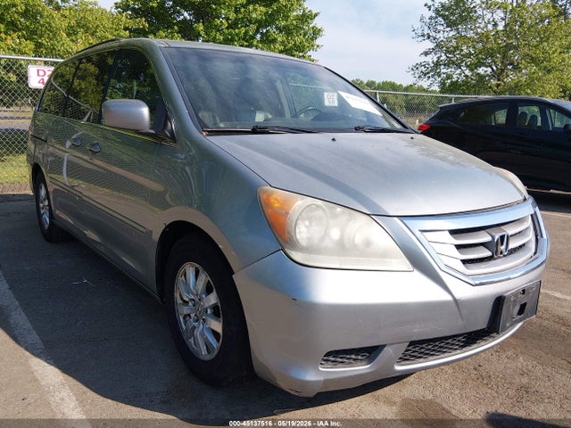 Salvage Honda Odyssey Image