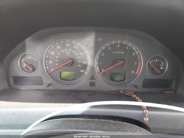 Volvo V70 2.4