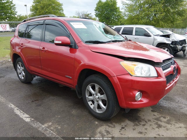 Salvage Toyota RAV4 Image