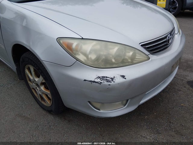 Toyota Camry Xle V6