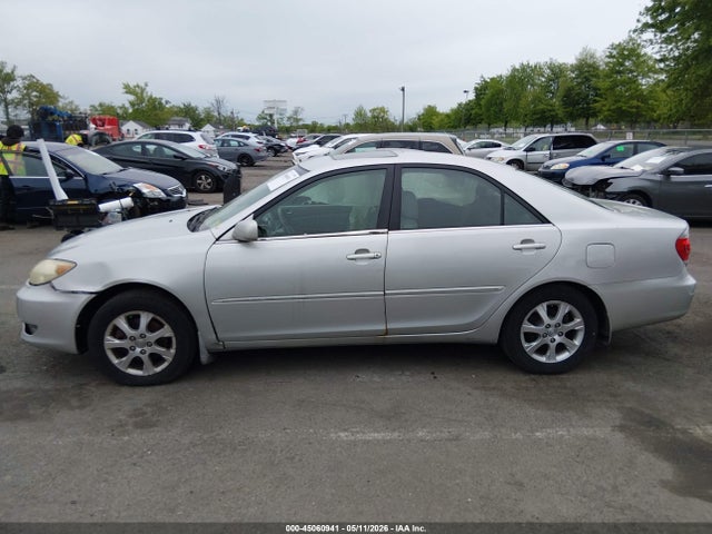 Toyota Camry Xle V6