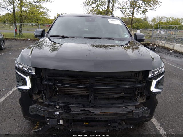 Chevrolet Suburban 4wd Rst