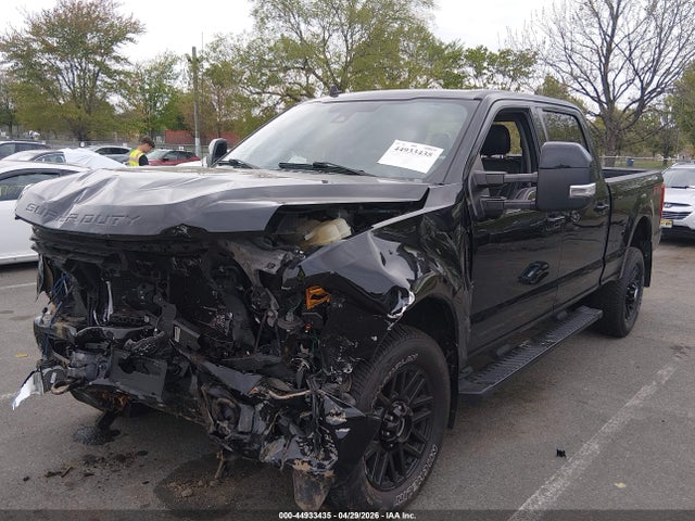 Ford F-250 Lariat