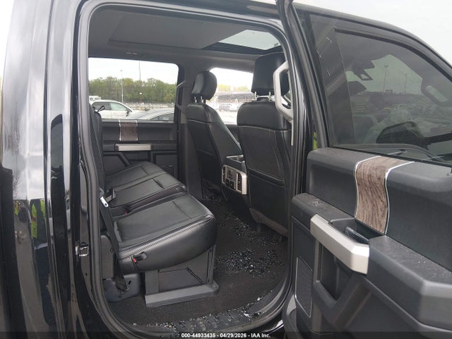 Ford F-250 Lariat
