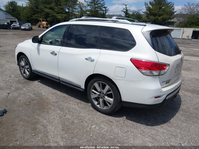 Nissan Pathfinder Platinum