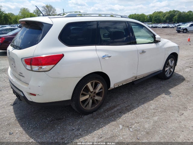 Nissan Pathfinder Platinum