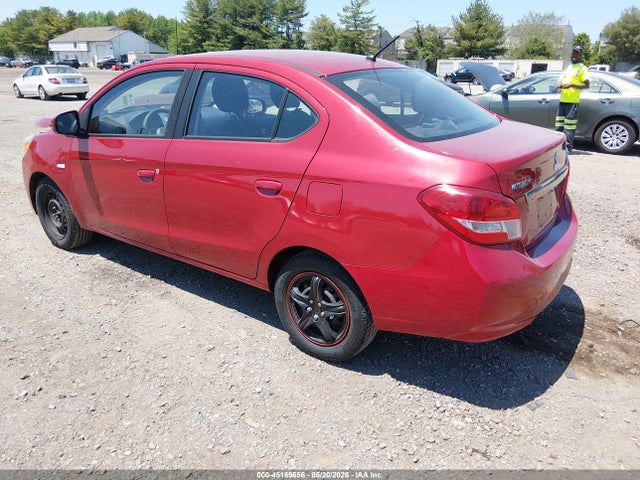 Mitsubishi Mirage Es