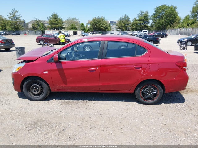 Mitsubishi Mirage Es