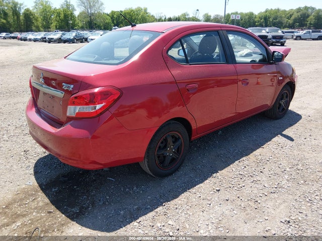 Mitsubishi Mirage Es